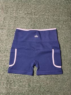 Alo Yoga Ribbed Biker Shorts with Pockets