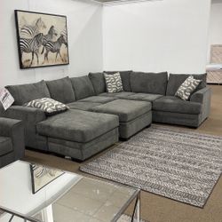 Sectional Couch 