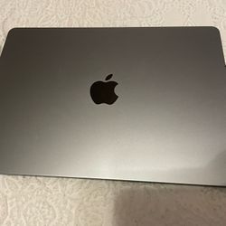 Apple MacBook Air (2024)