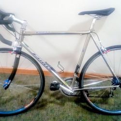 *JAMIS* QUEST - COMP SERIES Road/Race Bike (55 cm, 631 Reynolds, MAVIC Tires)