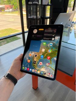 Apple 11” iPad Pro 3rd gen M1 Chip 128GB Unlocked to any carrier! 90 day warranty!