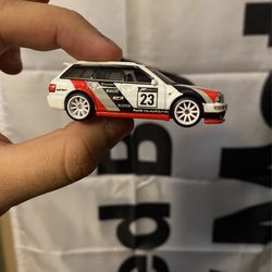 Hot Wheels Audi Avant Rs2