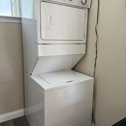 Washer And Dryer Stacked Like New