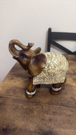 Decorative Wooden Elephant Figurine –  Carved Detail, Trunk Up (Good Luck)