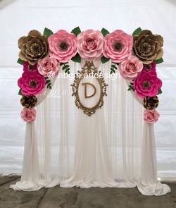 Paper flowers • Backdrops