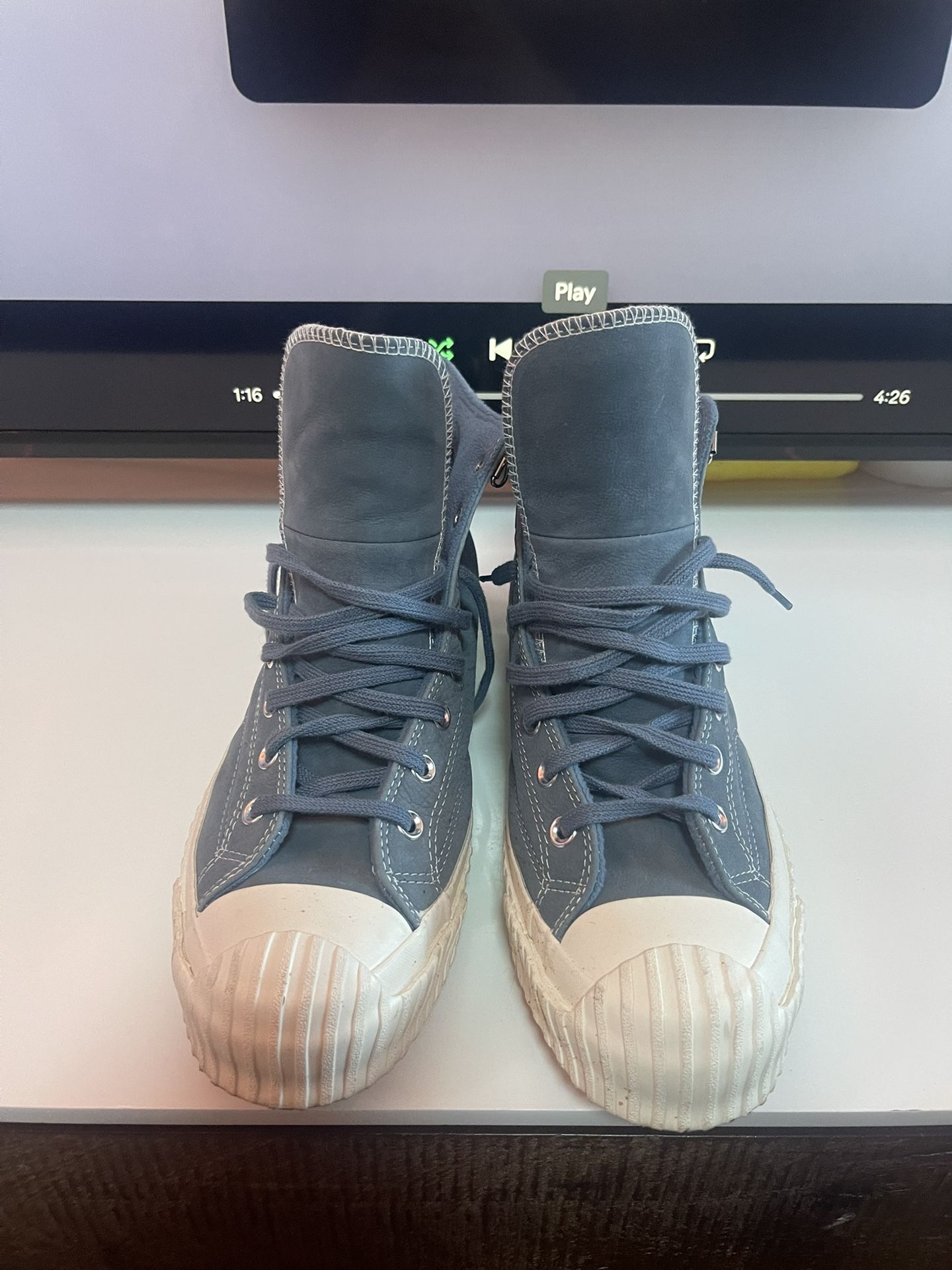 Converse Blue
