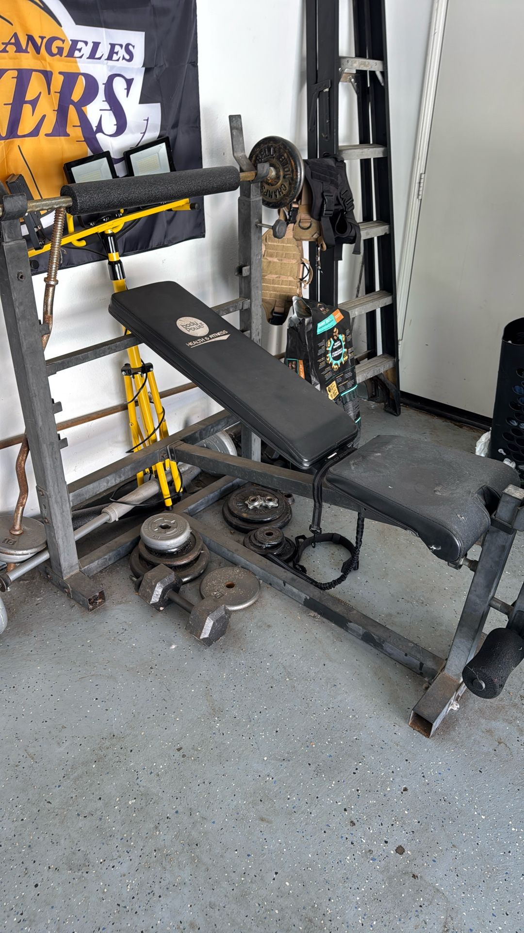 Weight Bench