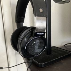 Phillips SPH9500 Gaming Headphones 