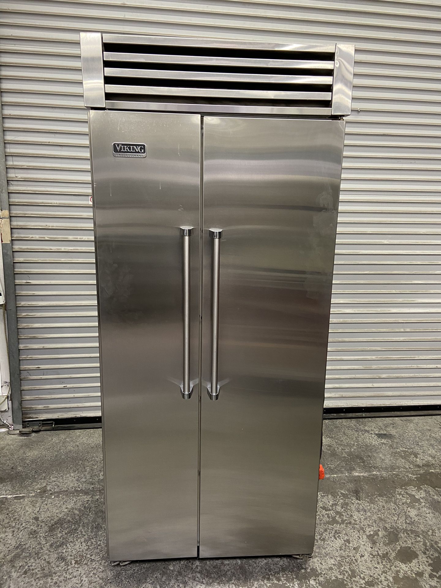 36” Viking Professional Refrigerator Side by Side 2 Door Domestic Stainless Steel Solid