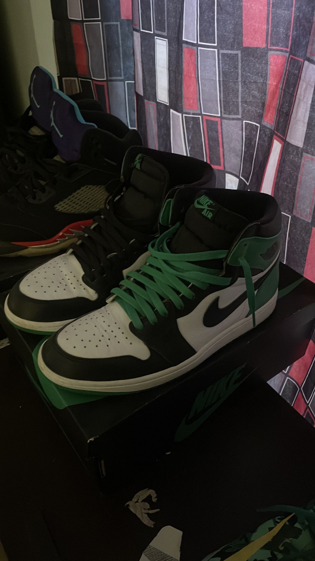 Jordan 1 & 5