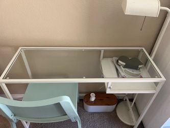 Clear office desk