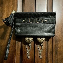 Juicy Couture Wristlet / Black Wallet / Clutch / Purse Wristlet / Pouch Bag 