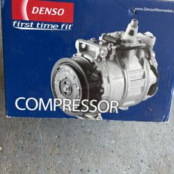OEM Nissan A/C Compressor 92600-JP00C (Denso)