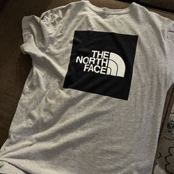 North Face T Shirt Men’s Size L 