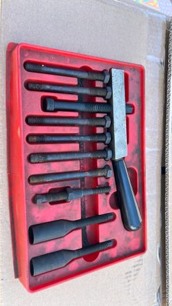 Snap on steering wheel puller