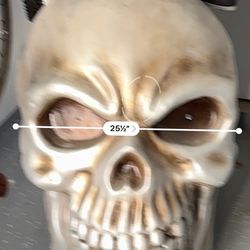 HUGE SKULL