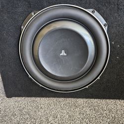 JL Audio 13TW5 