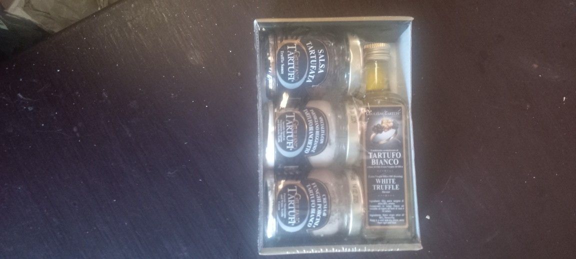 Giuliano Tartufi Truffle Tasting Gift Box