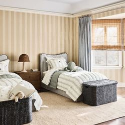 BRAND NEW Crate & Kids Rug