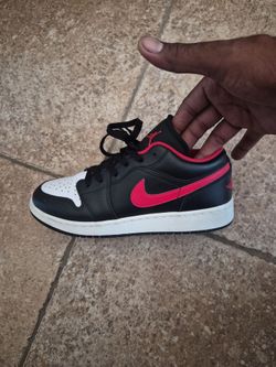 Jordan 1s  low top Red Black White