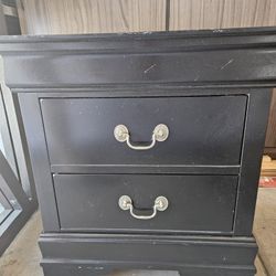 2 Nightstands.$30 Total for both. Pick up Only. Ray & Arizona AVE