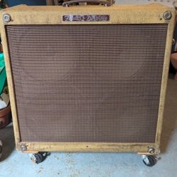 Fender DeVille 410 Combo Guitar Amp