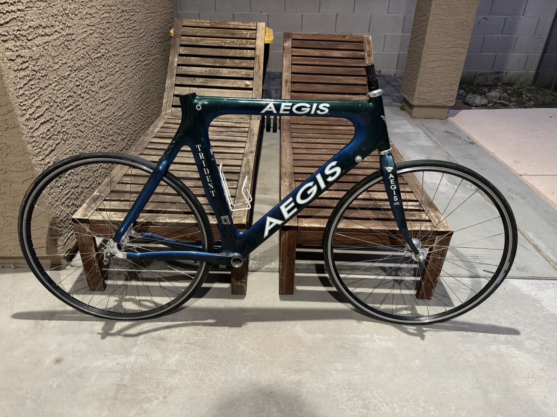 Aegis Trident TT Triathlon Frameset and 650c wheels 53cm