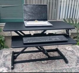 36" Adjustable Height Workstation - Smugdesk 