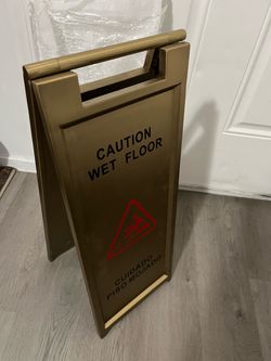 GOLD WET FLOOR SIGNS 🪧 CAUTION ⚠️ ✅