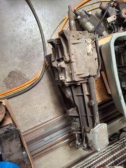Camaro chevy firebird T5 5spd transmission V8 WC