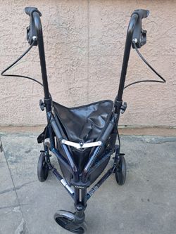 3 Wheels  Walker 