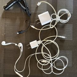 iPhone/ipad Earbuds & Chargers