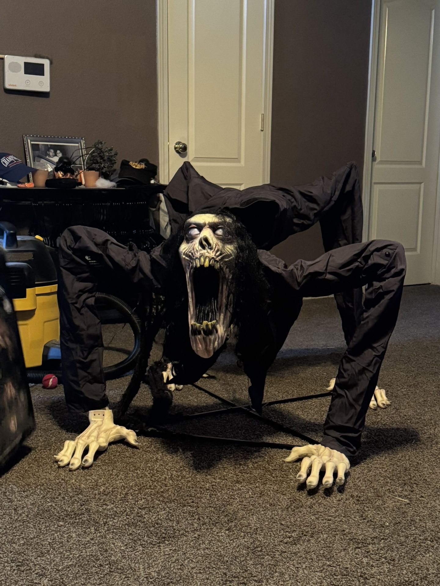 Spirit Night Crawler Animatronic