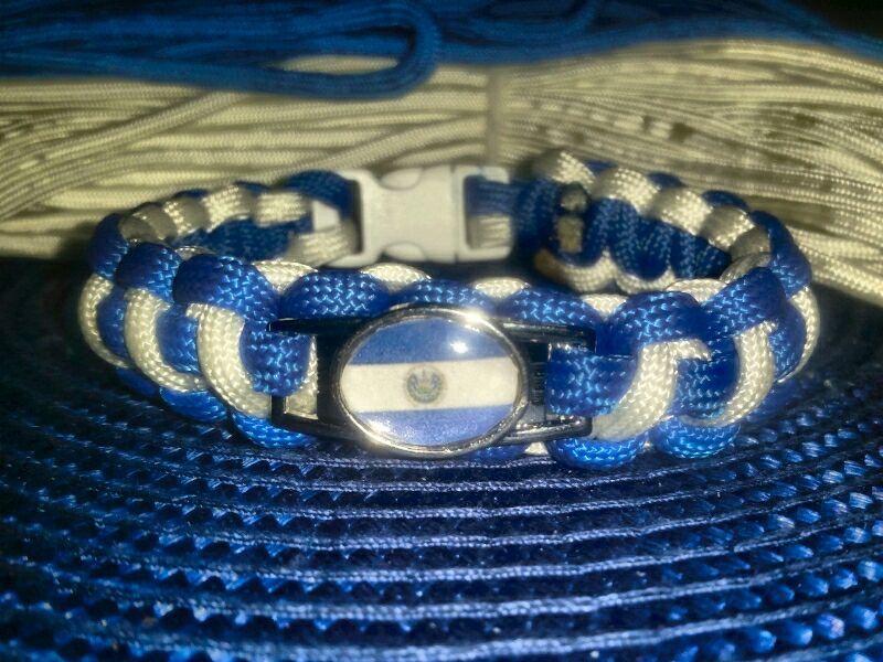 El Salvador / El Salvadoran Paracord Bracelets