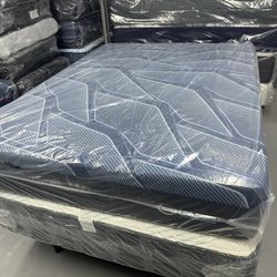 QUEEN SIZE SERTA ISERIES 1000 (MEDIUM) MATTRESS & BOX SPRING BED SET