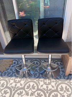 🖤 Set of 2 Adjustable Bar Stools 🖤