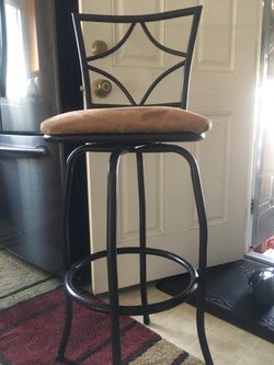 Stool/ bar chair $15