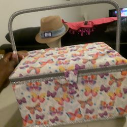 Singer sewing basket