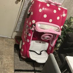 Age 4T Minnie Mouse Kids Moving Car 