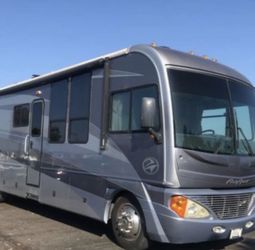Fleetwood Pace Arrow 37A