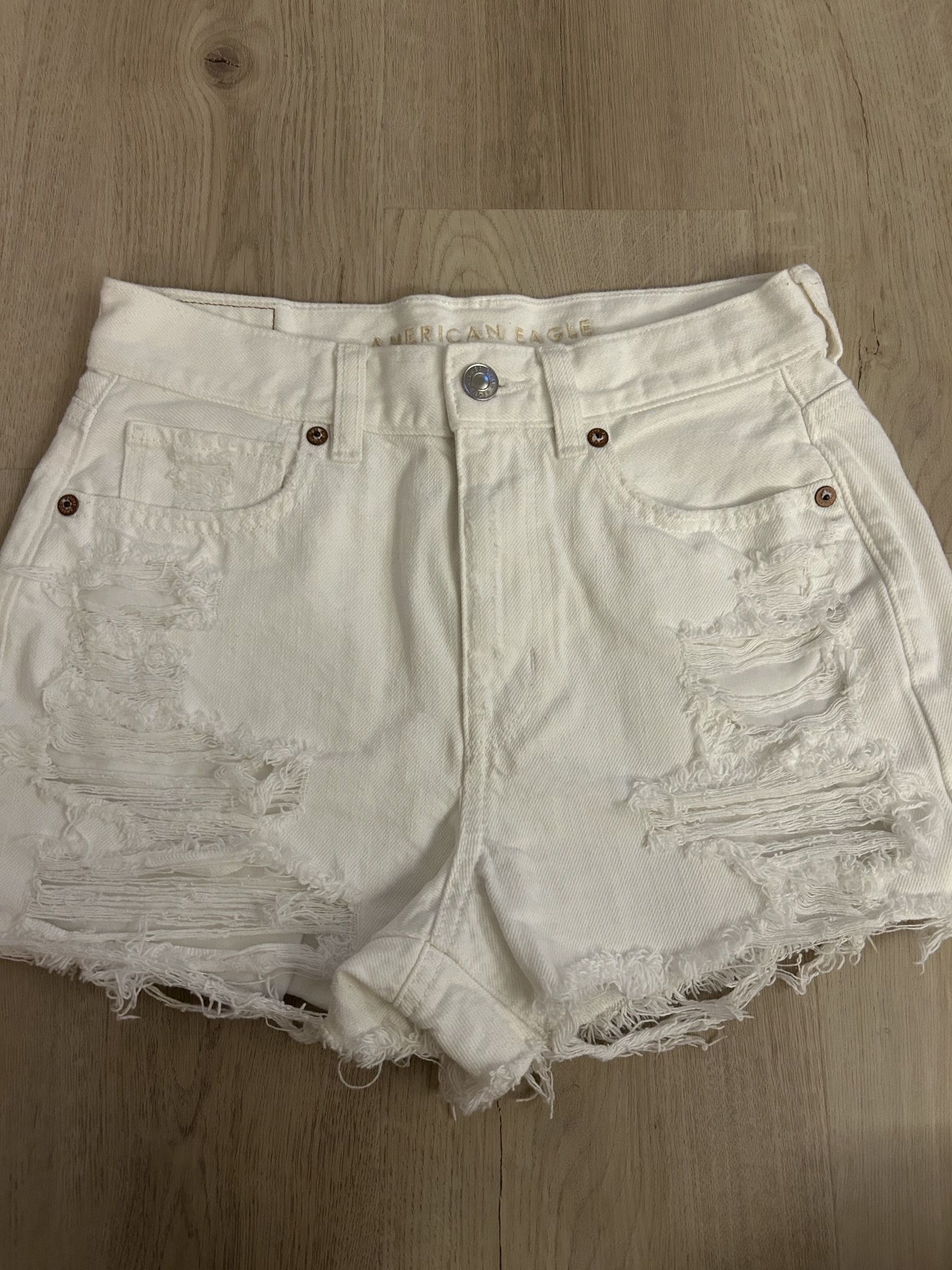 American Eagle Outfitters Women’s White Distressed Shorts