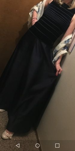 Beautiful flattering blue dress