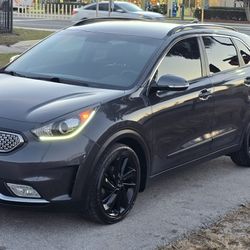 2017 KIA NIRO $7,500