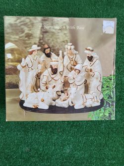 Holiday gifts - Nativity Set With Base