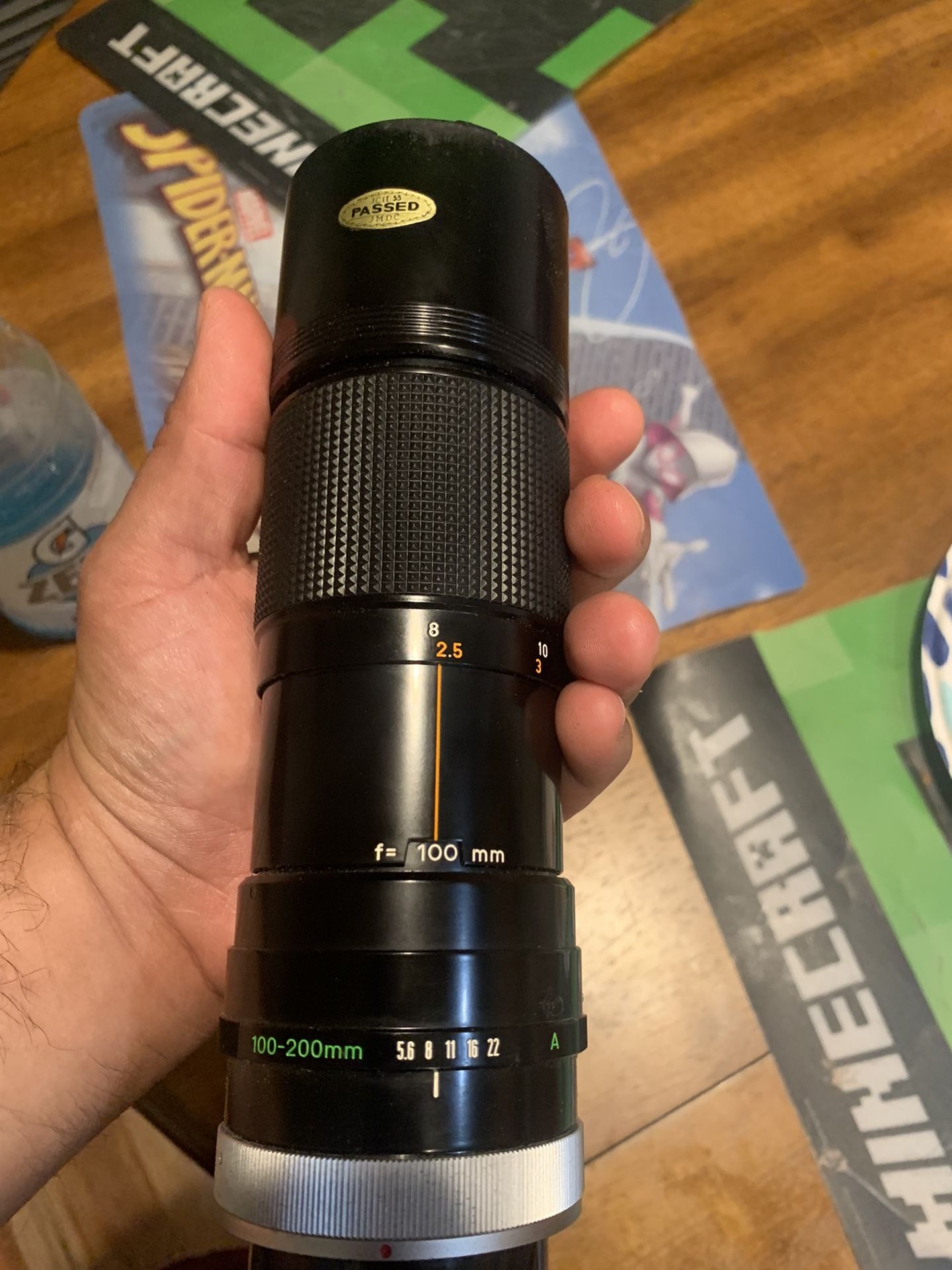 100 200 mm Zoom Lens