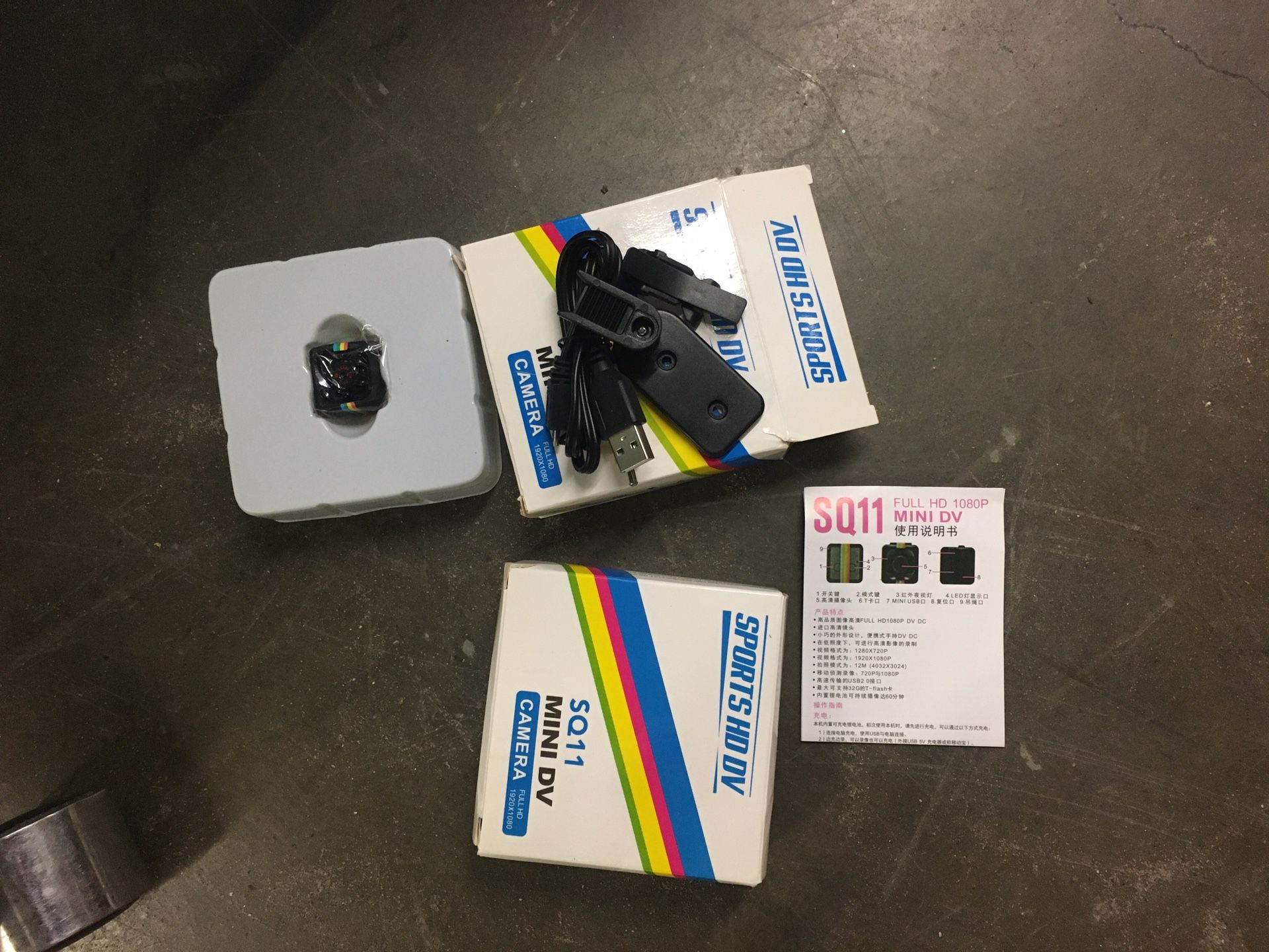 SQ11 1080P Mini Action Camera with Microphone, Portable Night Viewing Camcorder, Full HD Dashcam, Motion Detection Video Recorder for WindowsME / 2000