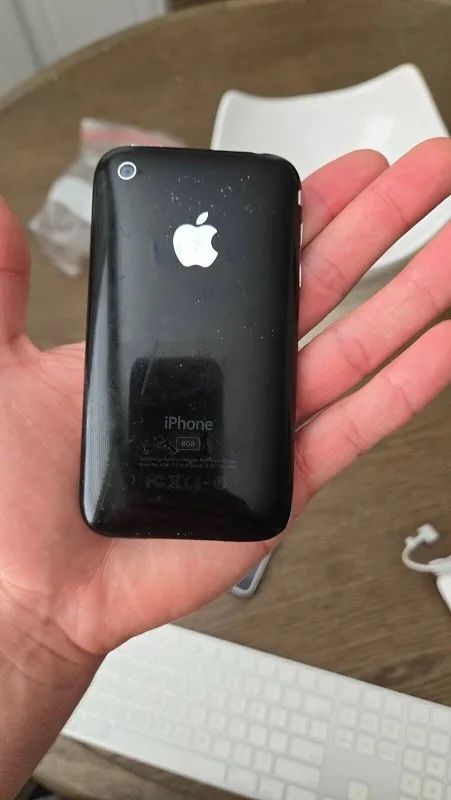 IPHONE 1