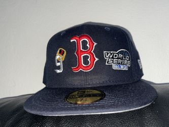 B hat with Champion ship Patches SIZE 7 3/8