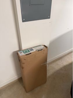 Siemens 200 Amp Outdoor Main Breaker Load Center / Breaker Panel – NEW – $99