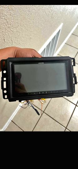 Alpine w650 car stereo new condition $150